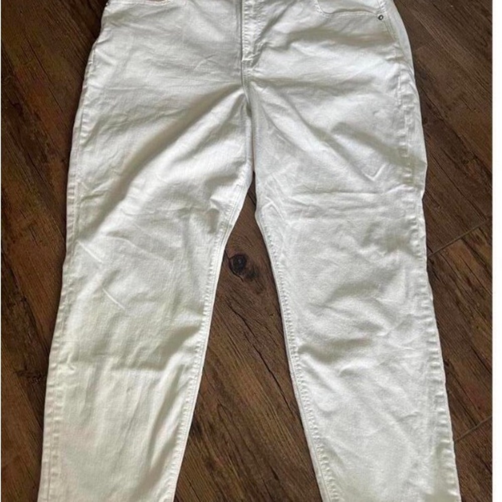 American Eagle Outfitters Women's High Rise mom Jeans 20 - Picture 2 of 6